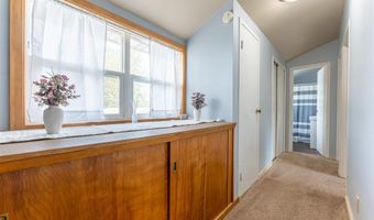 41 Astor Rd, Babbitt, MN 55706