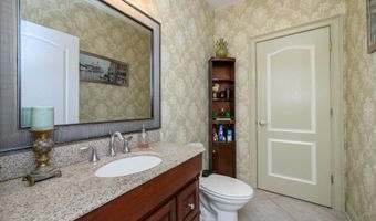 25 White Oak Ln, Aberdeen, NJ 07747