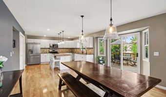 1044 Bicentennial Pkwy, Ann Arbor, MI 48108