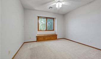 17713 157th Ter, Basehor, KS 66012