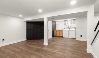 517 WINTERS Ln, Baltimore, MD 21228