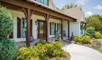 173 Circlestone Dr, Adel, GA 31620