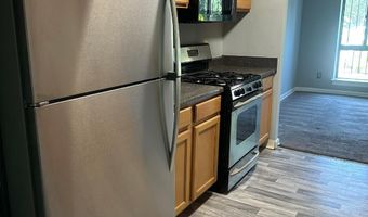 1713 GAINESVILLE St SE 101, Washington, DC 20020