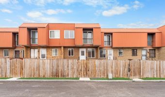 4107 MASSACHUSETTS Ave SE 9, Washington, DC 20019