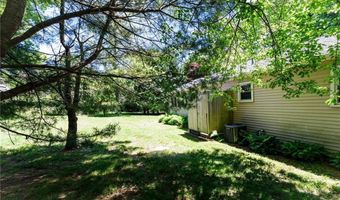 26 Fort Ninigret Rd, Charlestown, RI 02813