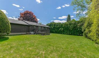 629 River Rd, Agawam, MA 01001