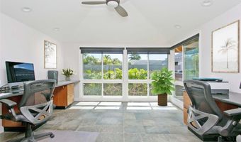 18 Poipu Pl, Honolulu, HI 96825