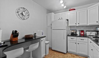 5101 RIVER Rd 813, Bethesda, MD 20816