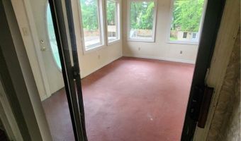 1721 Arcadian St, Savannah, GA 31405
