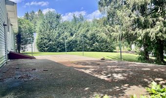 239 Bates Dr, Cheshire, CT 06410