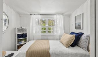 11 Thompson Rd 11, Bourne, MA 02532