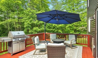 171 White Fox Rd, Agawam, MA 01030
