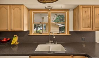425 Horrocks Dr, Blackfoot, ID 83221