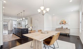 22613 NAUGATUCK Sq, Ashburn, VA 20148