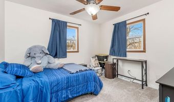 2105 E Sylvan Cir, Brandon, SD 57005