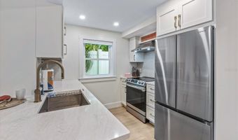 112 CEDAR Ave, Anna Maria, FL 34216