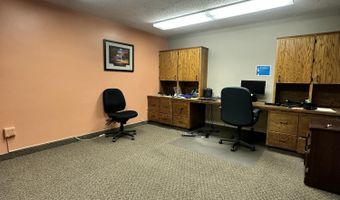 320 S 1st St, Aberdeen, SD 57401