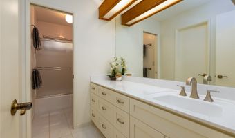 92-1318 Hauone St, Kapolei, HI 96707