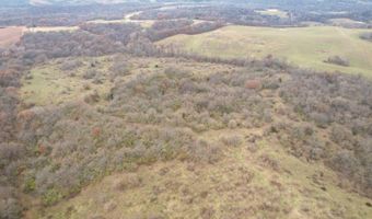 576 Th Ave, Albia, IA 52531