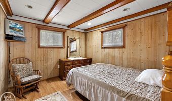 918 Columbia, Algonac, MI 48001