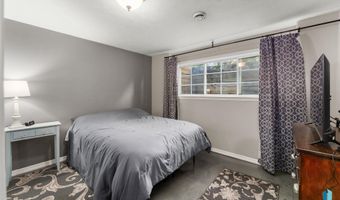 2612 E Sunrise Ct, Brandon, SD 57005