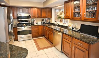 105 S Merrivale Ave, Beverly Shores, IN 46301