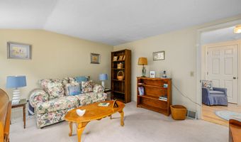 170 Althea Dr, Barnstable, MA 02630