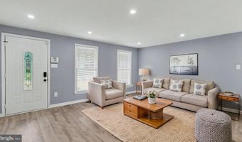 11112 FRUITWOOD Dr, Bowie, MD 20720