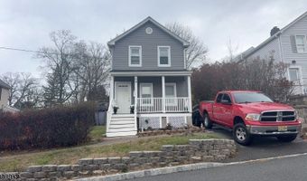 14 Cross St, Andover, NJ 07801