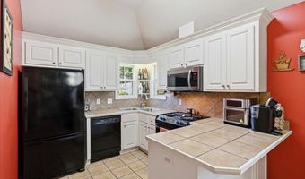 425 Fenway Dr, Brandon, MS 39047