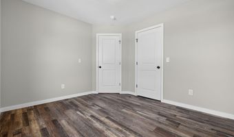 421 Beavertail Rd, Ash Grove, MO 65604