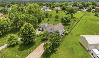 15143 Briarwood Dr, Basehor, KS 66007