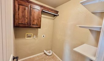 706 Cedar Ridge Dr, McAlester, OK 74501