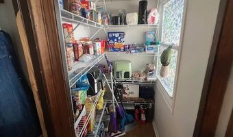 1611 Douglas Ave, Ames, IA 50010