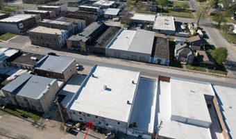 23 W Olive St, Aurora, MO 65605