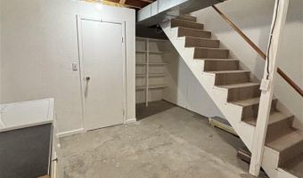 105 E 13TH St, Bayard, NE 69334