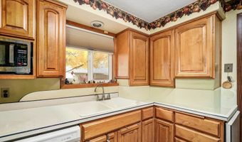 3113 JACKSON St, Albany, OR 97322