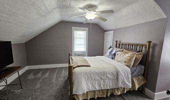 709 N Cedar St, Auburn, IN 46706