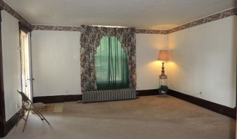 401 S Third St, Altamont, IL 62411
