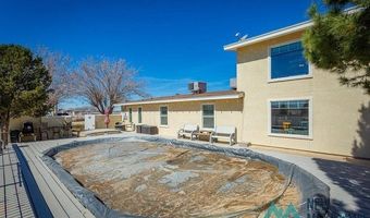 20 Nichol St, Carlsbad, NM 88220
