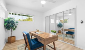 279 Kakahiaka St, Kailua, HI 96734