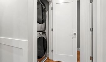 18 Breck Ave 18, Boston, MA 02135