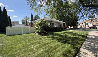 8908 Fox Ave, Allen Park, MI 48101
