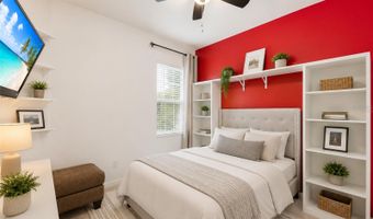 1136 E 10TH St, Apopka, FL 32703