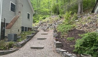 48 Hemlock Ave, Andover, NJ 07860
