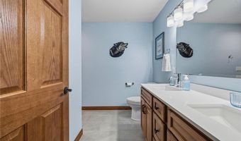 1402 Brophy Park Rd NW, Alexandria, MN 56308