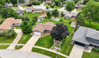 2944 Monroe Dr, Ames, IA 50010