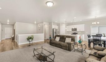 408 N Curlew Dr, Ammon, ID 83406