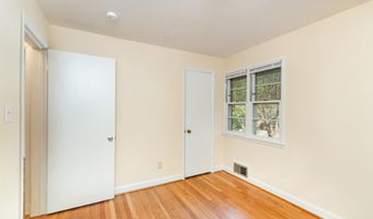 5852 LOWELL Ave, Alexandria, VA 22312