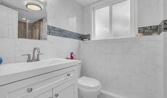 11 Midship Dr, Barnegat, NJ 08005